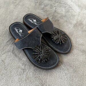 Patricia Nash Franca Flower Pom Pom Thong Sandals Leather 7 Navy Blue